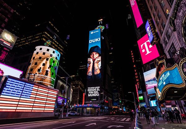 BILLBOARD TIMES SQUARE NEW YORK 
